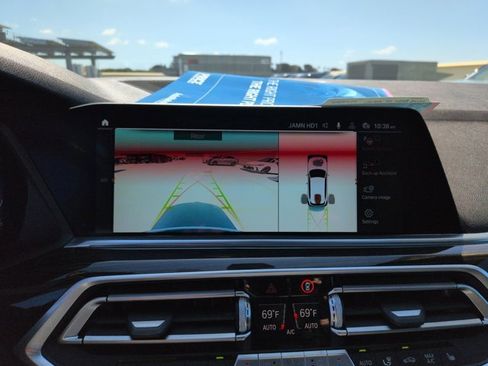 Used 2019 BMW X5 xDrive40i w/ Convenience Package AWD/4WD image 14