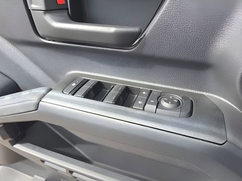 Used 2025 Toyota 4Runner TRD Off-Road image 24