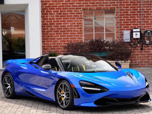 Used 2022 McLaren 720S Luxury RWD image 1
