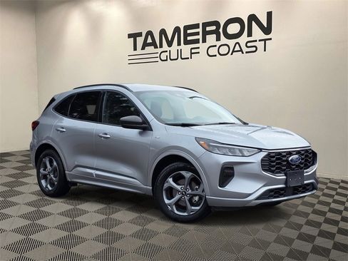 Used 2024 Ford Escape ST-Line image 1