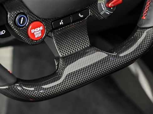 Used 2020 Ferrari 812 Superfast RWD image 32