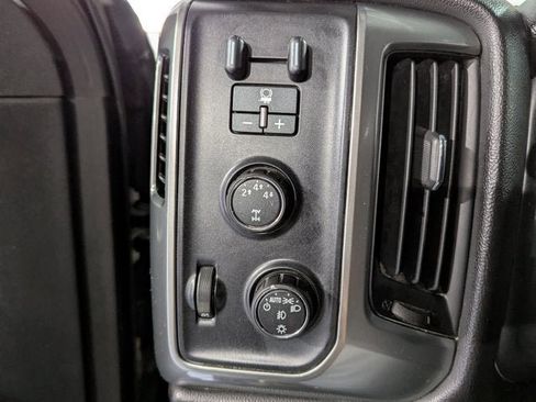 Used 2015 Chevrolet Silverado 2500 LT w/ LT Plus Package image 28