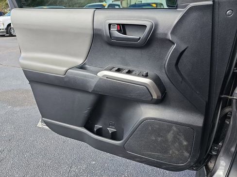 Used 2021 Toyota Tacoma SR5 image 23