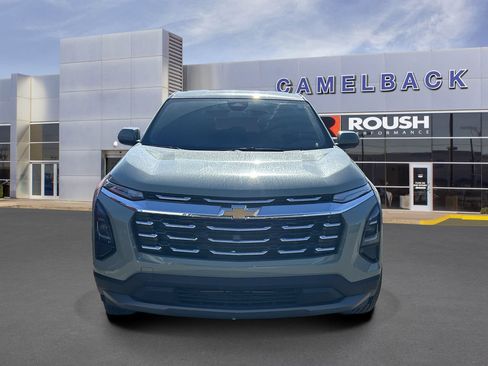 Used 2025 Chevrolet Equinox LT FWD image 5