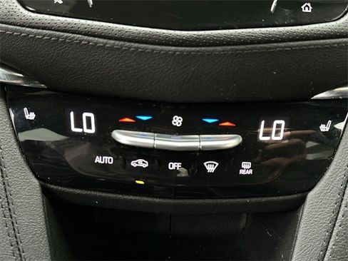 Certified 2023 Cadillac XT6 Luxury image 26