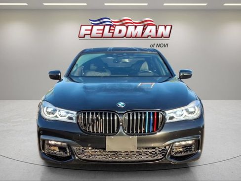 Used 2016 BMW 750i RWD image 9