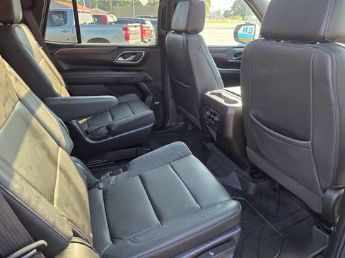 Used 2023 Chevrolet Tahoe Z71 w/ Luxury Package AWD/4WD image 42