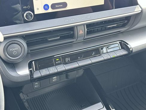 New 2026 Toyota Prius LE image 29