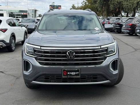 Used 2025 Volkswagen Atlas SE AWD/4WD image 5