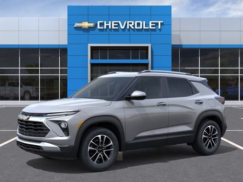 New 2026 Chevrolet TrailBlazer LT w/ Convenience Package AWD/4WD image 2