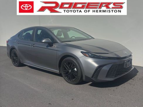Certified 2025 Toyota Camry SE w/ Convenience Package AWD/4WD image 1