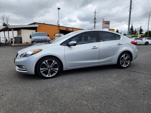 Used 2016 Kia Forte EX w/ EX Premium Package FWD image 11