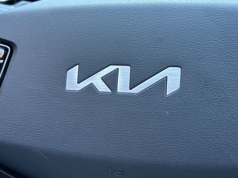 New 2026 Kia Niro Wind image 25