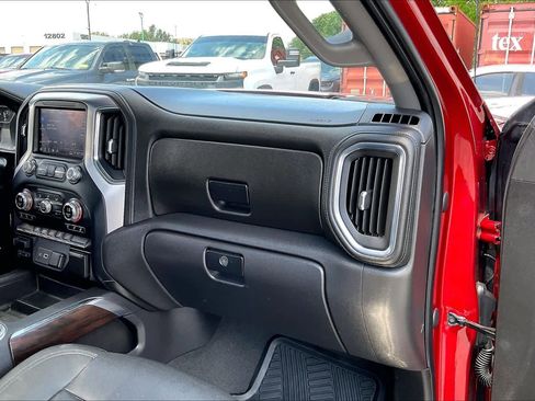 Used 2021 GMC Sierra 1500 SLT RWD image 15