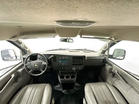 Used 2022 Chevrolet Express 2500 w/ Driver Convenience Package RWD image 20