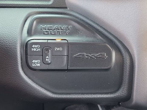 Used 2022 RAM 3500 Big Horn w/ Level C Equiment Group AWD/4WD image 23