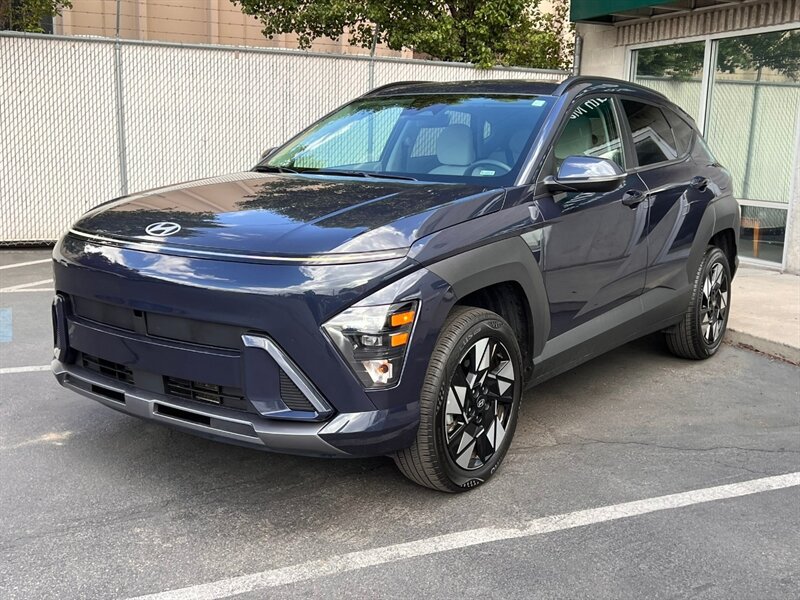 Used 2025 Hyundai Kona SEL AWD/4WD image 3