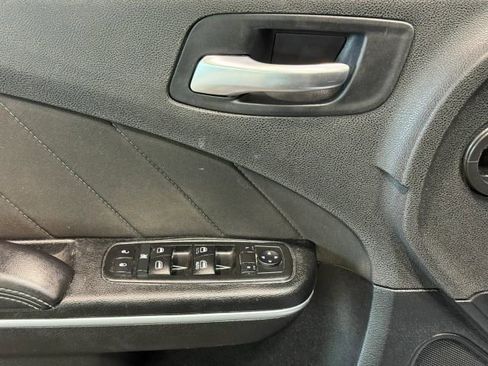 Used 2022 Dodge Charger SXT w/ Cold Weather Package AWD/4WD image 11