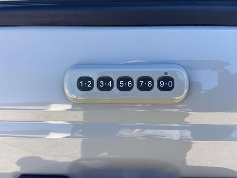 Used 2022 Ford Bronco Black Diamond AWD/4WD image 12