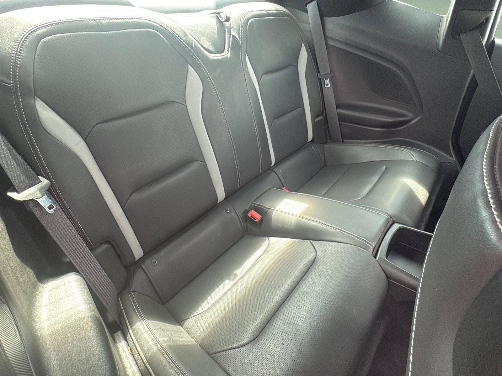 Used 2018 Chevrolet Camaro SS RWD image 22