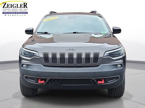 Certified 2022 Jeep Cherokee Trailhawk w/ Sound & Nav Group AWD/4WD image 2