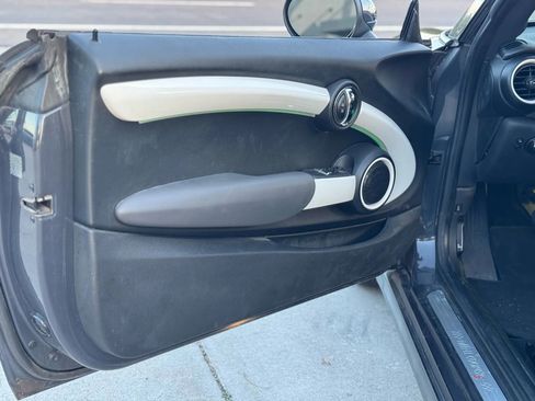 Used 2014 MINI Cooper S image 10