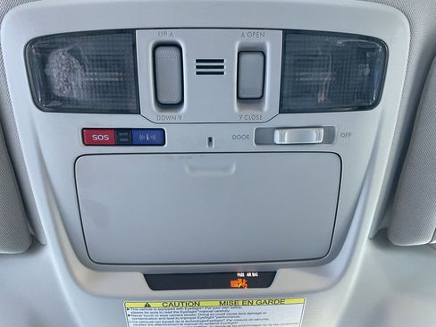 Used 2018 Subaru Outback 2.5i Limited image 31