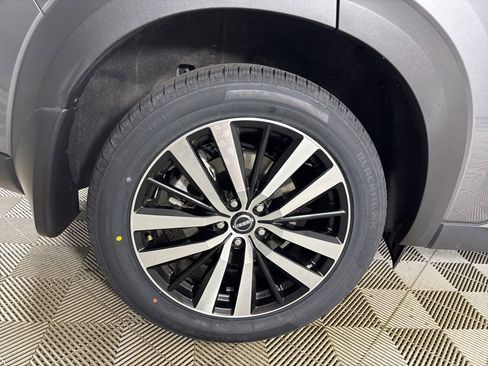 Used 2024 Nissan Pathfinder Platinum w/ Cargo Package AWD/4WD image 34