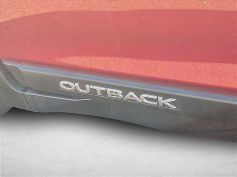 Used 2018 Subaru Outback 3.6R Limited AWD/4WD image 9