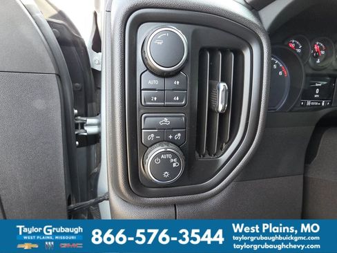 Used 2023 Chevrolet Silverado 1500 Custom Trail Boss AWD/4WD image 20