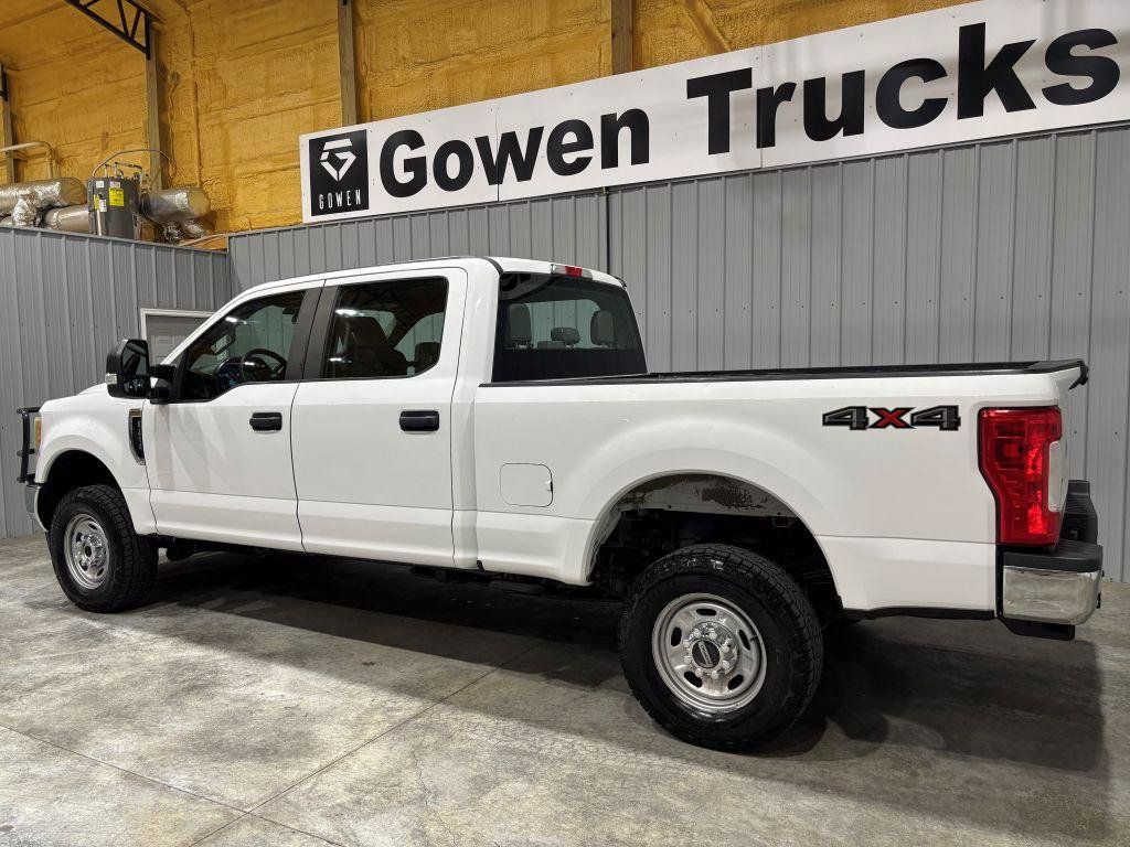 Used 2017 Ford F250 XL w/ Power Equipment Group AWD/4WD image 5