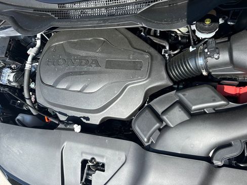 New 2026 Honda Odyssey Touring image 26