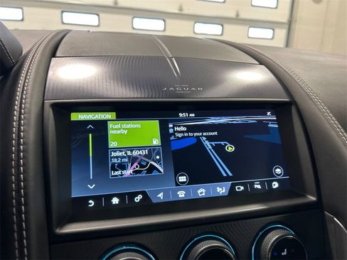 Used 2022 Jaguar F-TYPE R-Dynamic image 23