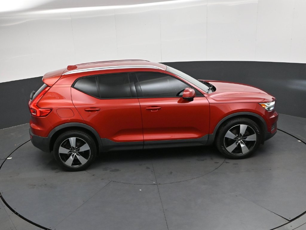Used 2019 Volvo XC40 T4 Momentum FWD image 27