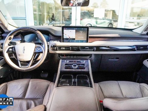 Used 2023 Lincoln Aviator Reserve w/ Equipment Group 201A image 14