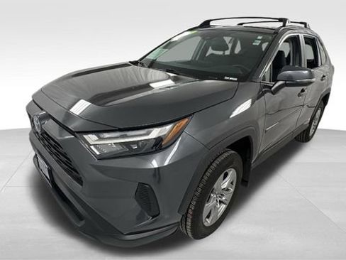 Used 2024 Toyota RAV4 XLE w/ Convenience Package image 7
