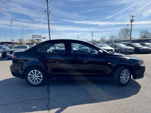 Used 2011 Mitsubishi Lancer ES image 2