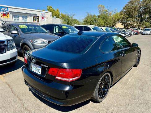 Used 2009 BMW 328i Coupe image 6