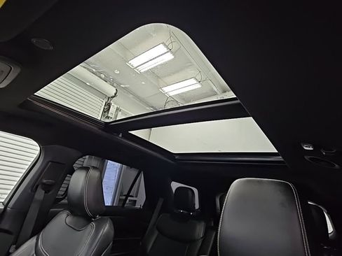 Used 2020 Ford Explorer ST w/ ST Street Pack image 30