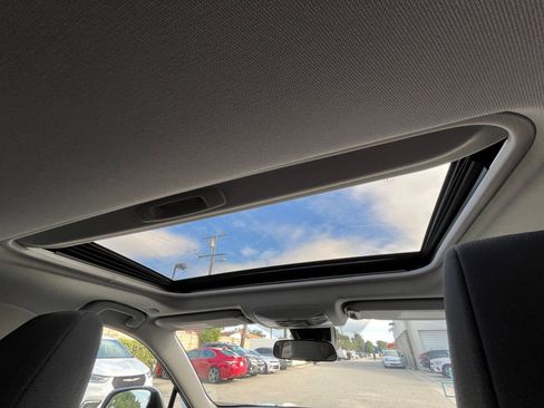 Used 2025 Toyota RAV4 XLE image 22