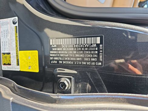 Used 2017 Porsche Macan AWD/4WD image 11