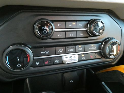 Used 2022 Ford Bronco Badlands AWD/4WD image 28
