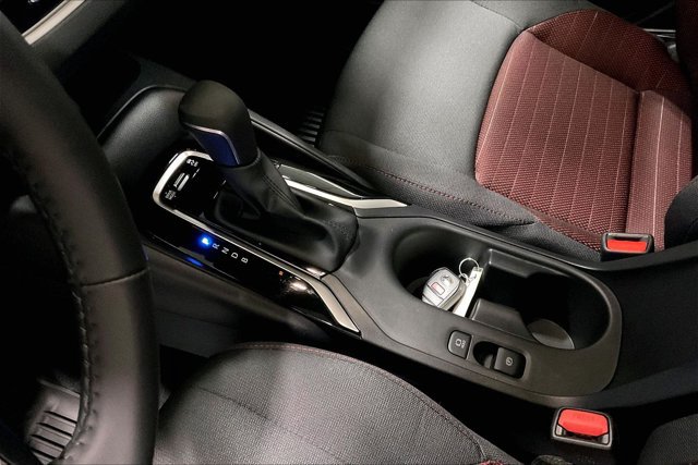Certified 2026 Toyota Corolla SE FWD image 18