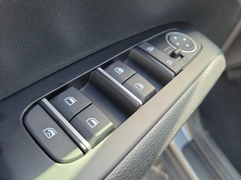 Used 2025 Kia Soul LX w/ LX Technology Package image 11