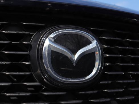 Certified 2022 MAZDA MAZDA3 s image 34