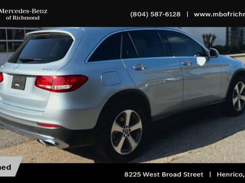 Used 2018 Mercedes-Benz GLC 300 GLC 300 w/ Premium Package image 2