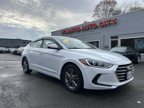 Used 2018 Hyundai Elantra SEL FWD image 3