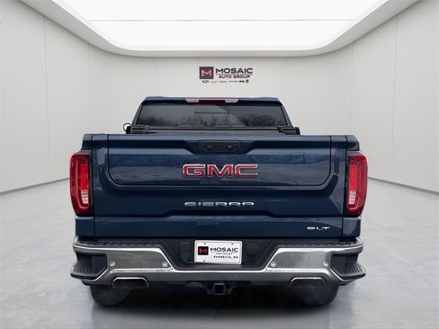 Used 2022 GMC Sierra 1500 SLT w/ SLT Convenience Package image 6
