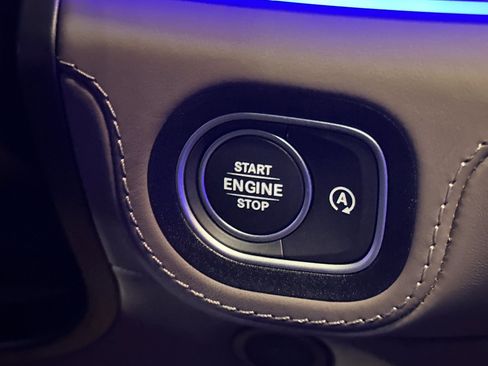 New 2025 Mercedes-Benz GLS 63 AMG 4MATIC image 30