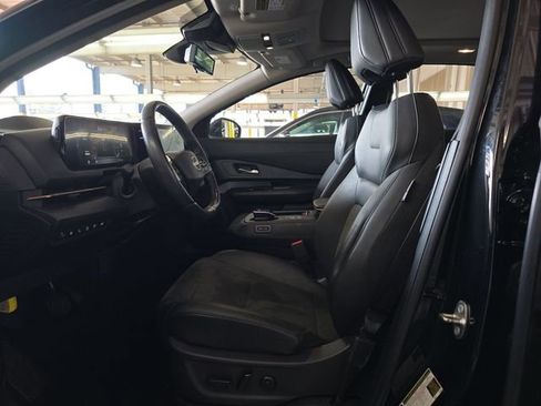 Certified 2024 Nissan Ariya AWD image 5